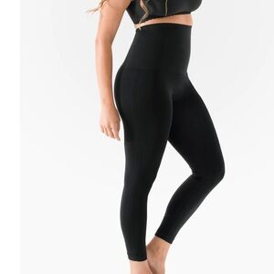 Belly Bandit Size Small Mother Tucker Postpartum leggings in black